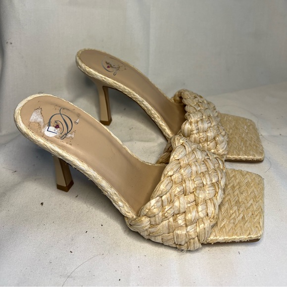 Stylish wicker heels ✨✨✨ - Picture 2 of 2